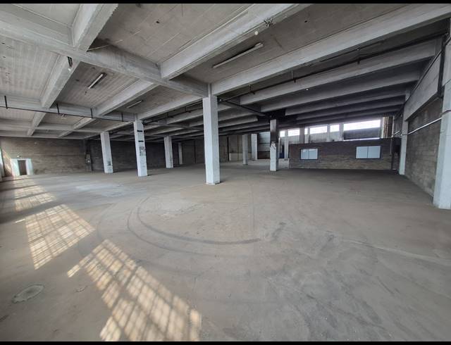 2,505M² WAREHOUSE TO LET IN HERIOTDALE